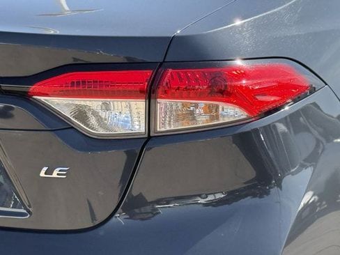 Used 2025 Toyota Corolla LE FWD image 7