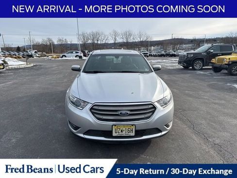 Used 2019 Ford Taurus SEL w/ Equipment Group 201A image 2