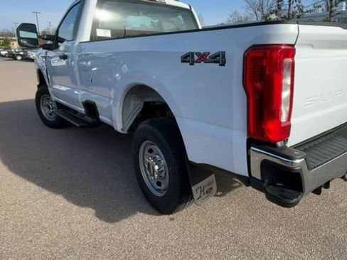 New 2026 Ford F250 XL w/ XL Chrome Package image 3