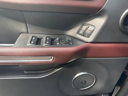 Used 2022 Ford Expedition Limited RWD image 13