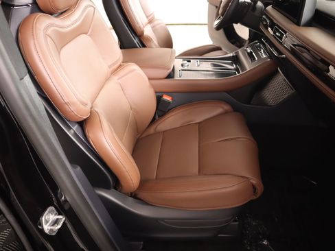 New 2026 Lincoln Aviator Reserve image 14