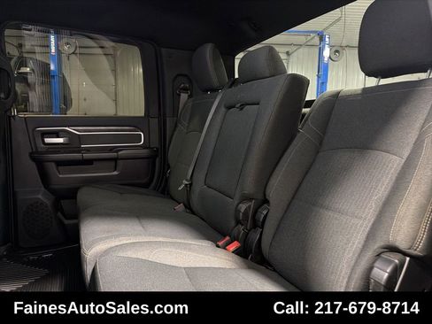 Used 2019 RAM 2500 Big Horn w/ Black Appearance Package image 43