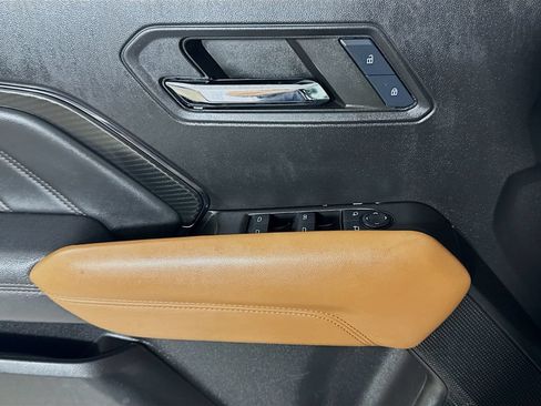 Certified 2024 GMC Canyon AT4 AWD/4WD image 15