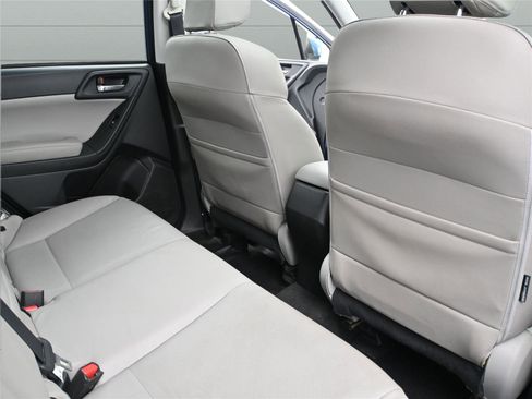 Used 2014 Subaru Forester 2.5i Limited image 23