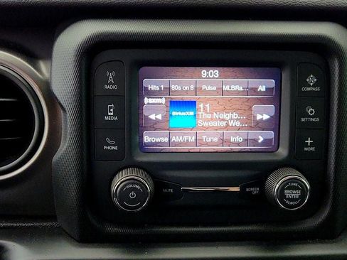 Used 2021 Jeep Gladiator Sport AWD/4WD image 18