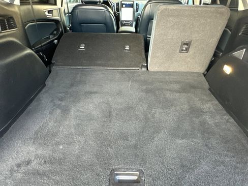 Certified 2022 Ford Edge SEL w/ Sport Appearance Package image 16