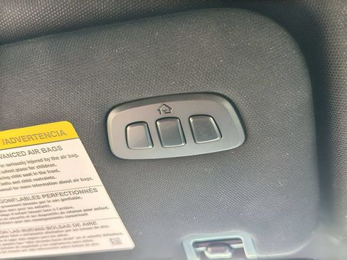 Used 2025 Ford Explorer Platinum AWD/4WD image 26