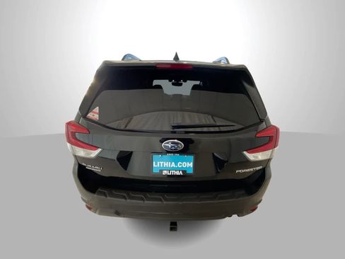 Used 2019 Subaru Forester Limited image 7