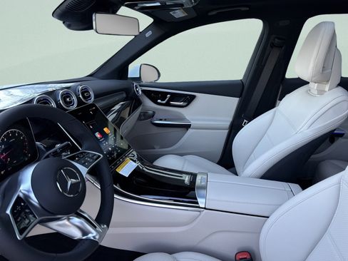 Certified 2026 Mercedes-Benz GLC 300 4MATIC image 17