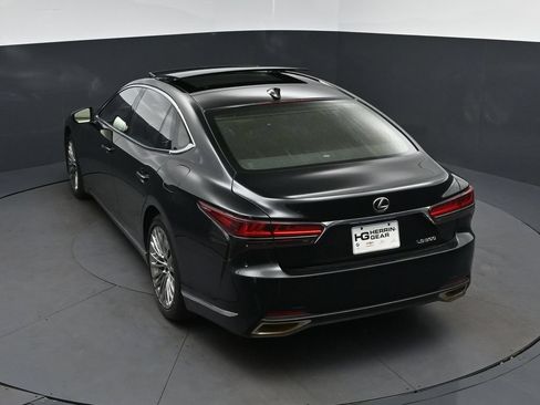 Certified 2024 Lexus LS 500 w/ Interior Upgrade Package RWD image 33