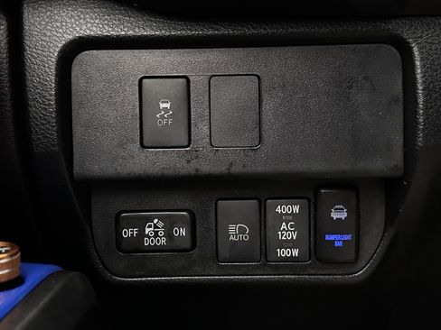 Used 2020 Toyota Tacoma TRD Sport RWD image 15