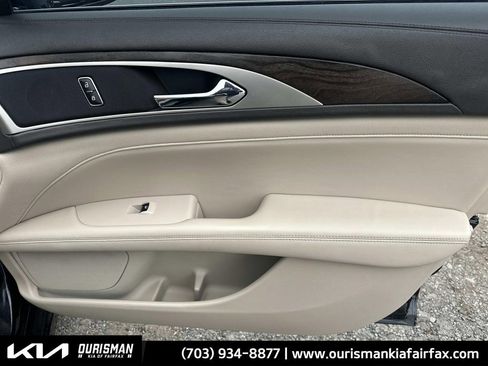 Used 2017 Lincoln MKZ Select w/ Select Plus Package image 28