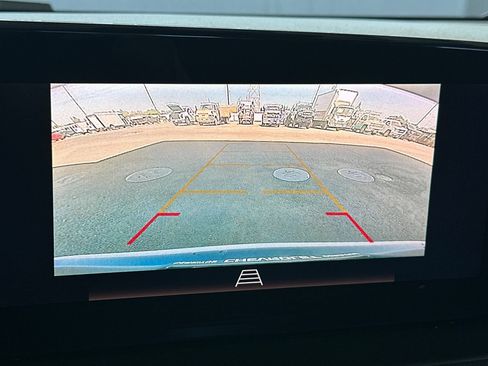 Certified 2025 Buick Encore GX Preferred FWD image 26