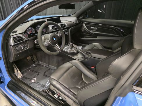 Used 2018 BMW M4 Coupe RWD image 19