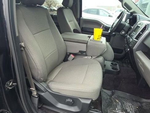 Used 2016 Ford F150 XLT image 10