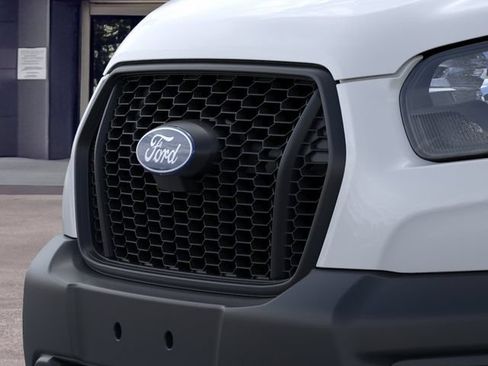 New 2026 Ford Transit 250 148 Medium Roof RWD image 17
