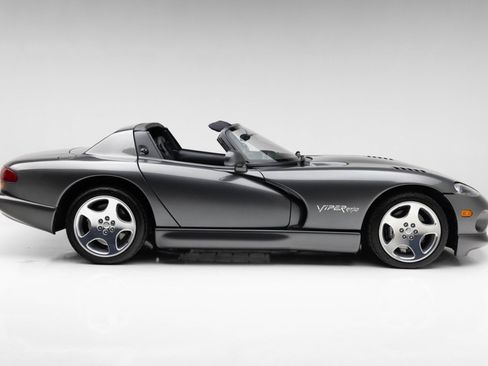 Used 2002 Dodge Viper RT/10 RWD image 11