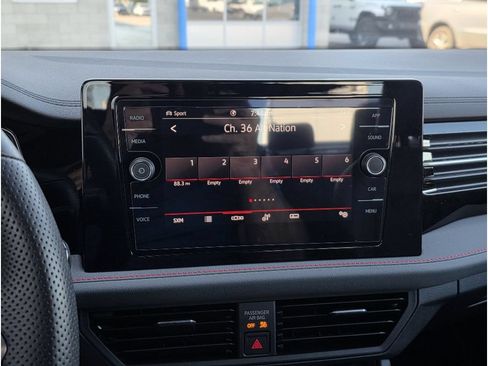 Used 2025 Volkswagen Jetta GLI Autobahn FWD image 32