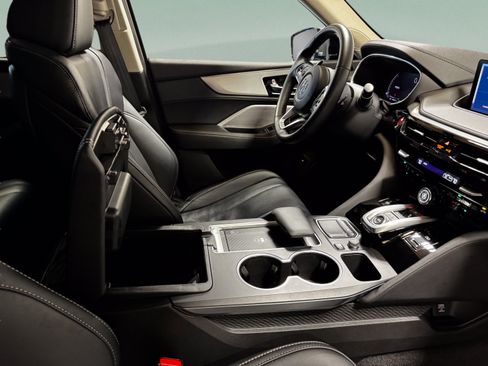 Certified 2023 Acura MDX SH-AWD w/ Technology Package image 28