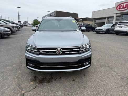 Used 2021 Volkswagen Tiguan SEL Premium R-Line AWD/4WD image 2