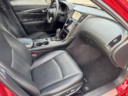 Used 2023 INFINITI Q50 Sensory image 34