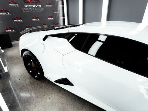 Used 2023 Lamborghini Huracan Tecnica RWD image 4