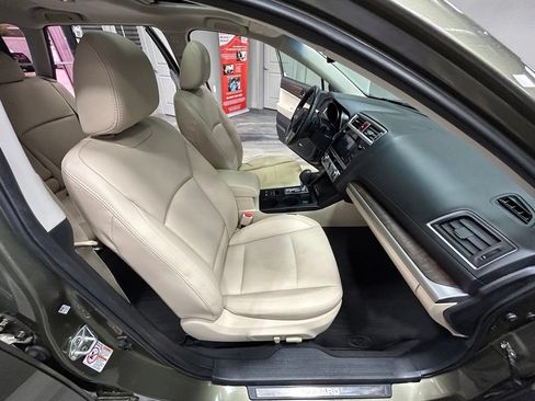 Used 2017 Subaru Outback 2.5i Limited w/ Popular Package #5 AWD/4WD image 38