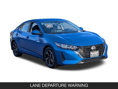 Used 2024 Nissan Sentra SV FWD image 2