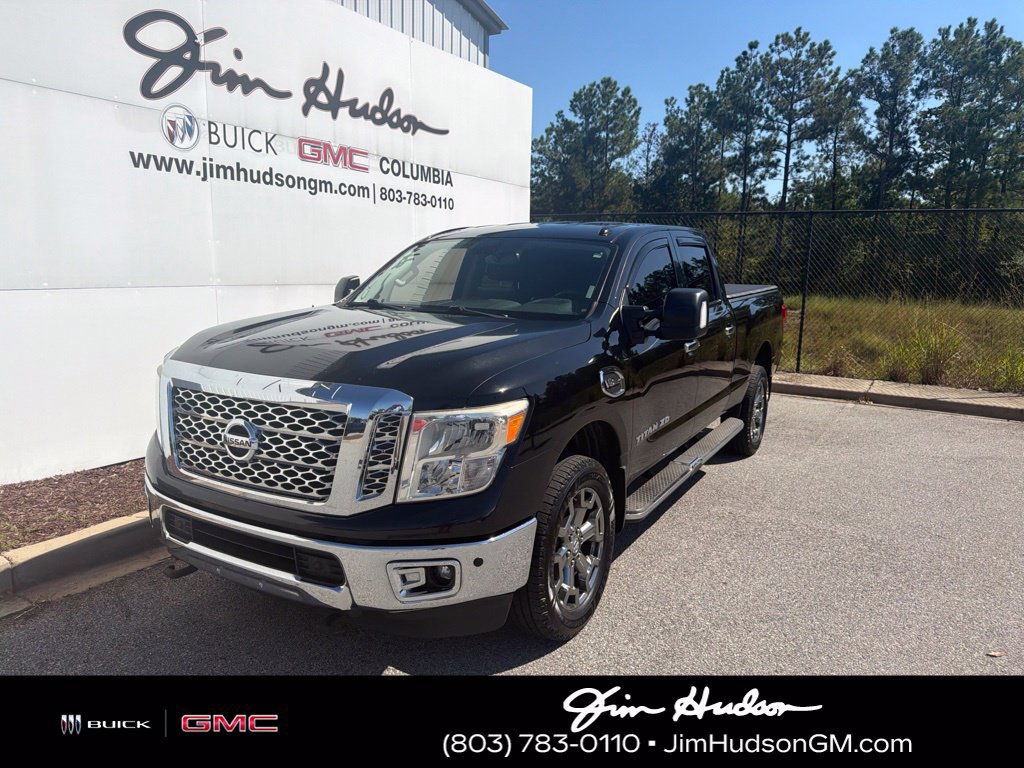 Used 2017 Nissan Titan SV RWD image 1