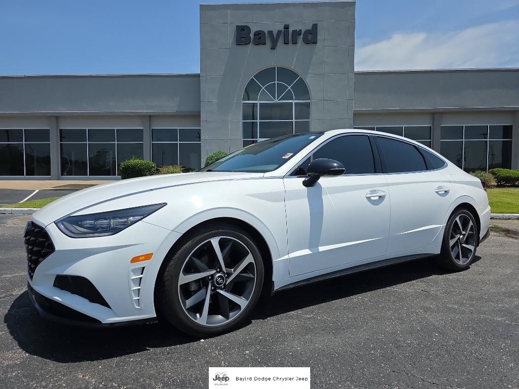 Used 2023 Hyundai Sonata SEL Plus FWD image 1