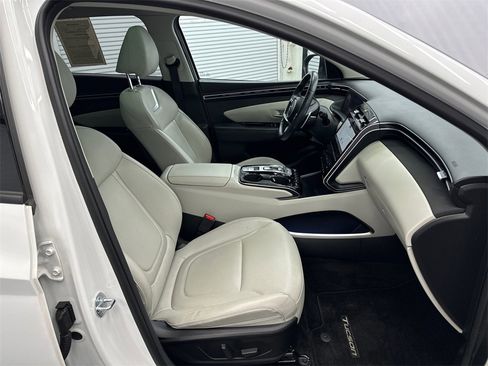 Certified 2023 Hyundai Tucson Limited image 15