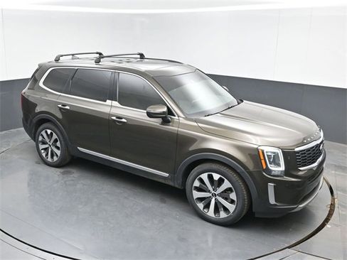 Used 2020 Kia Telluride S w/ S 8 Passenger Seating Package image 1