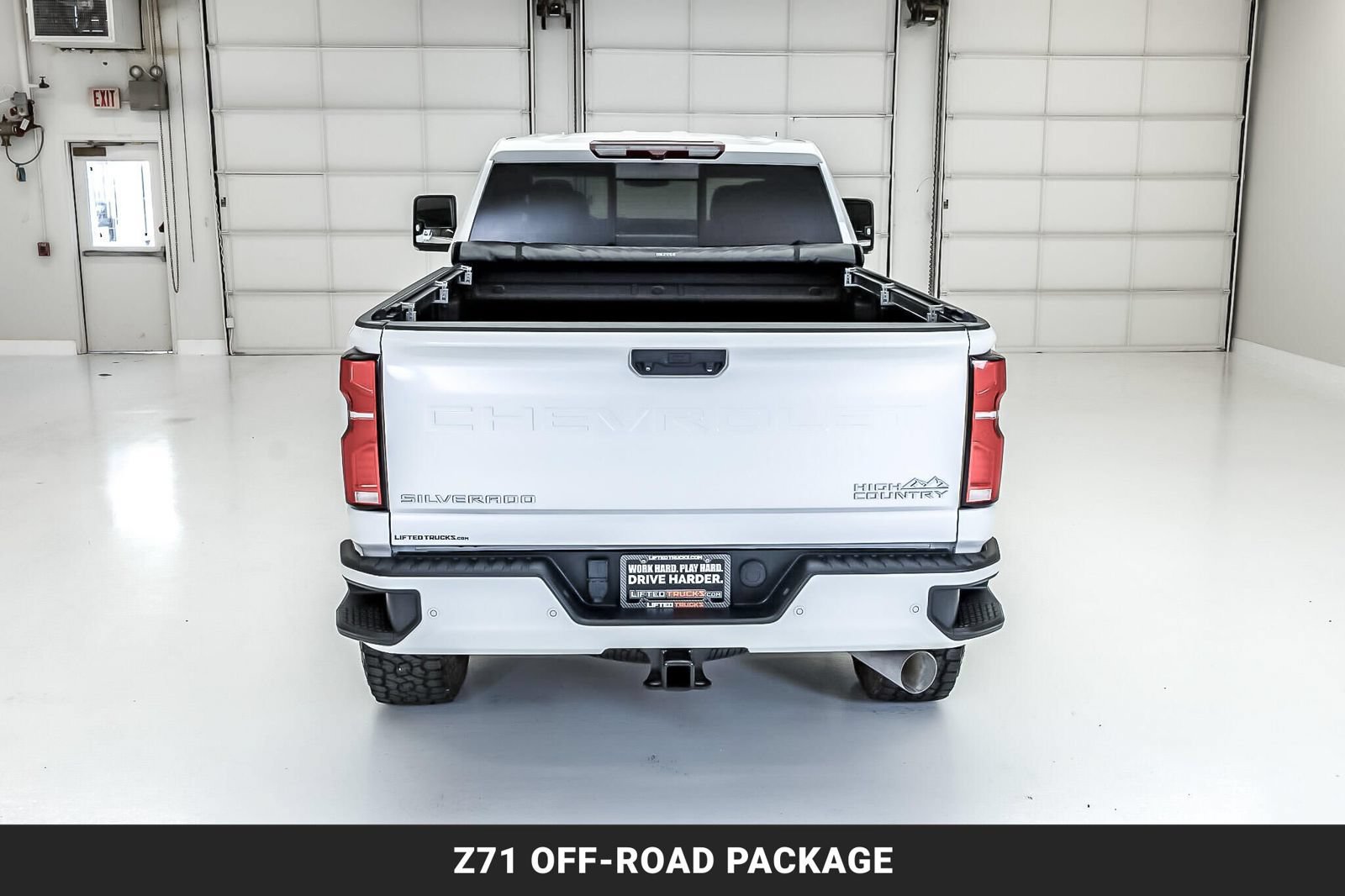 Used 2024 Chevrolet Silverado 2500 High Country w/ Max Trailering Package AWD/4WD image 7