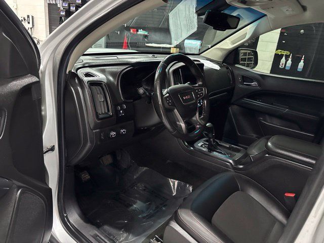 Used 2017 GMC Canyon SLE w/ All Terrain Package AWD/4WD image 11
