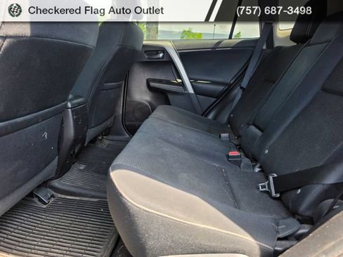 Used 2016 Toyota RAV4 XLE AWD/4WD image 21