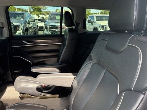 Used 2022 Jeep Grand Cherokee L Limited w/ MOPAR Finishing Package image 25