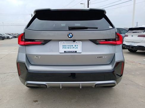 New 2026 BMW X1 xDrive28i w/ Technology Package AWD/4WD image 8