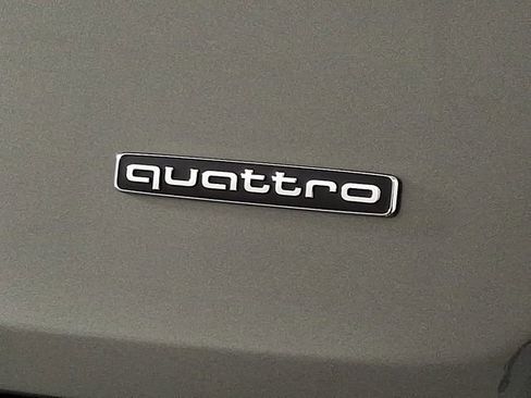 Used 2023 Audi Q5 2.0T Premium w/ Convenience Package image 32