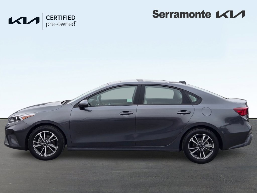Used 2023 Kia Forte LXS w/ LXS Technology Package FWD image 7