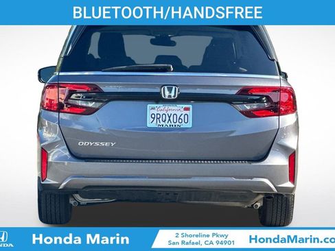 Certified 2025 Honda Odyssey EX-L image 7