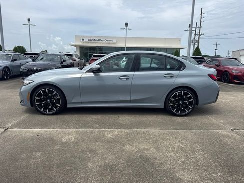 Used 2026 BMW 330i Sedan w/ M Sport Package RWD image 2
