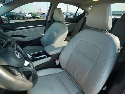 Used 2023 Nissan Altima 2.5 SL image 35