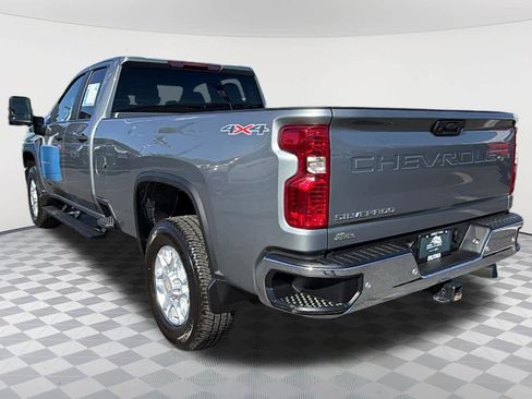 Used 2026 Chevrolet Silverado 3500 W/T AWD/4WD image 7