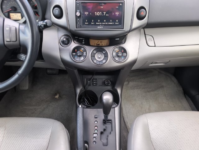 Used 2011 Toyota RAV4 Limited w/ Limited Extra Value Pkg AWD/4WD image 24