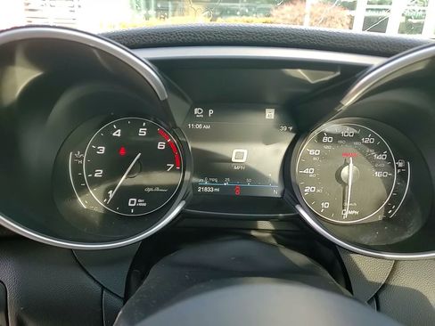 Used 2022 Alfa Romeo Giulia Ti w/ Active Assist Plus Package image 30