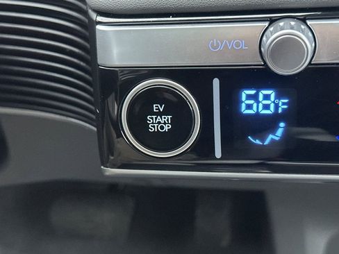 Used 2023 Hyundai Ioniq 5 Limited image 26