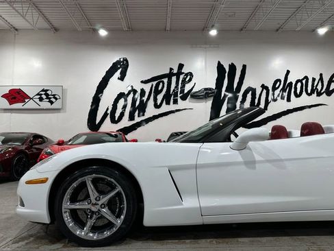 Used 2013 Chevrolet Corvette Convertible w/ 2LT Preferred Equipment Group RWD image 6