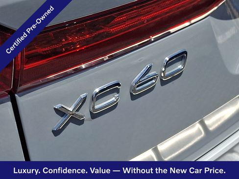 Used 2024 Volvo XC60 B5 Plus w/ Climate Package AWD/4WD image 5