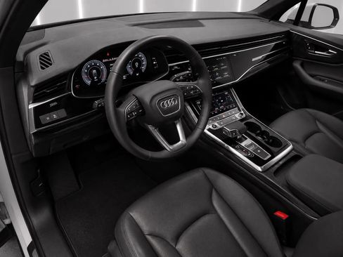 Used 2021 Audi Q7 2.0T Premium Plus w/ Executive Package AWD/4WD image 9
