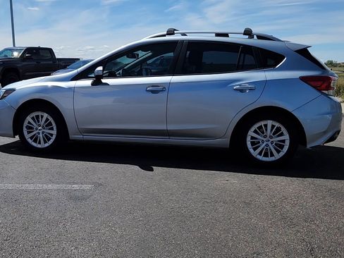 Used 2018 Subaru Impreza 2.0i Premium AWD/4WD image 2